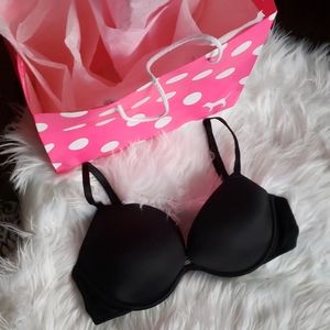 PINK Victoria's Secret WearEverywear Super Push-Up